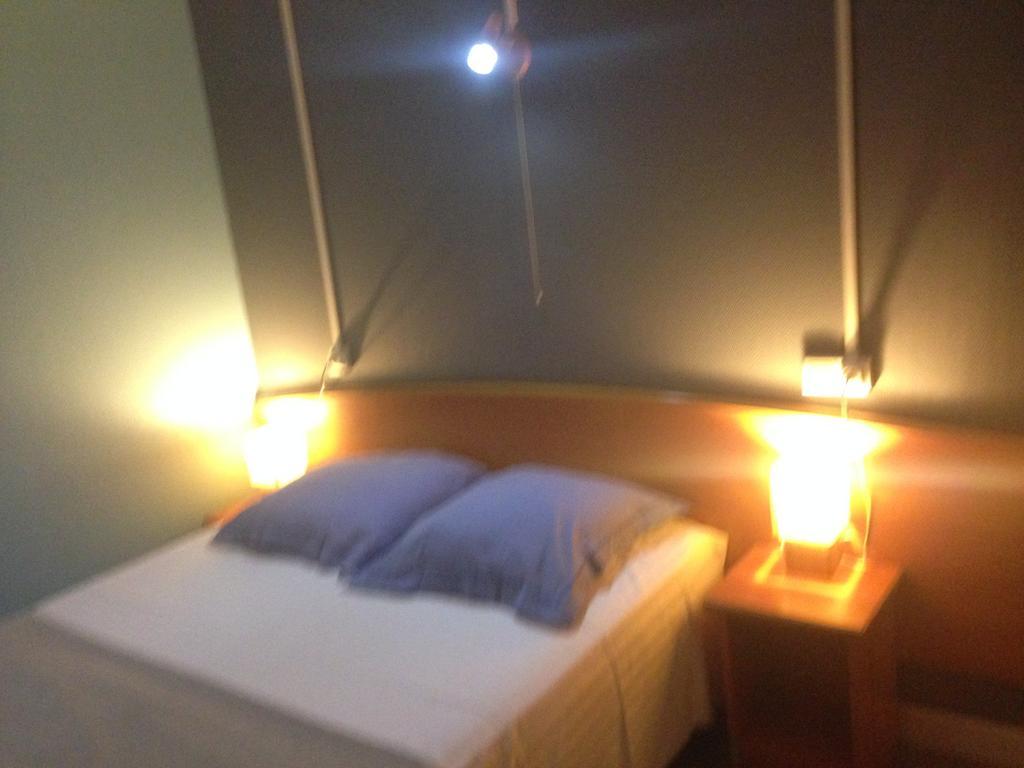Hotel Thermidor Nevers Room photo